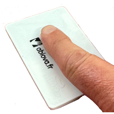 Badge RFID Mifare 13.56MHz avec détection empreinte digitale